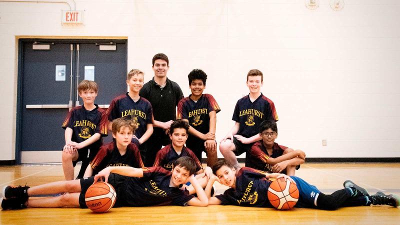 Picture of a student basketball team